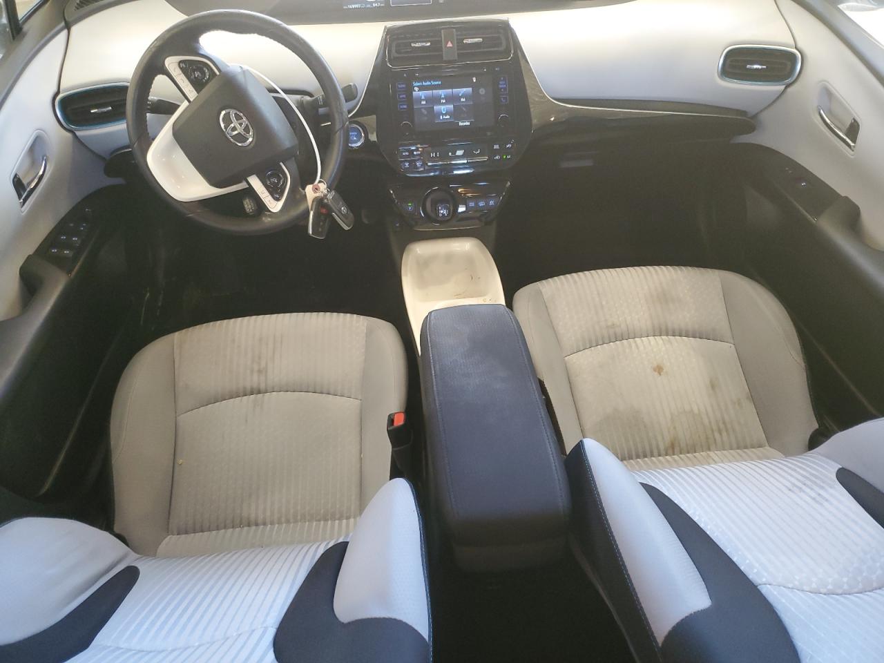2018 Toyota Prius - Image 8