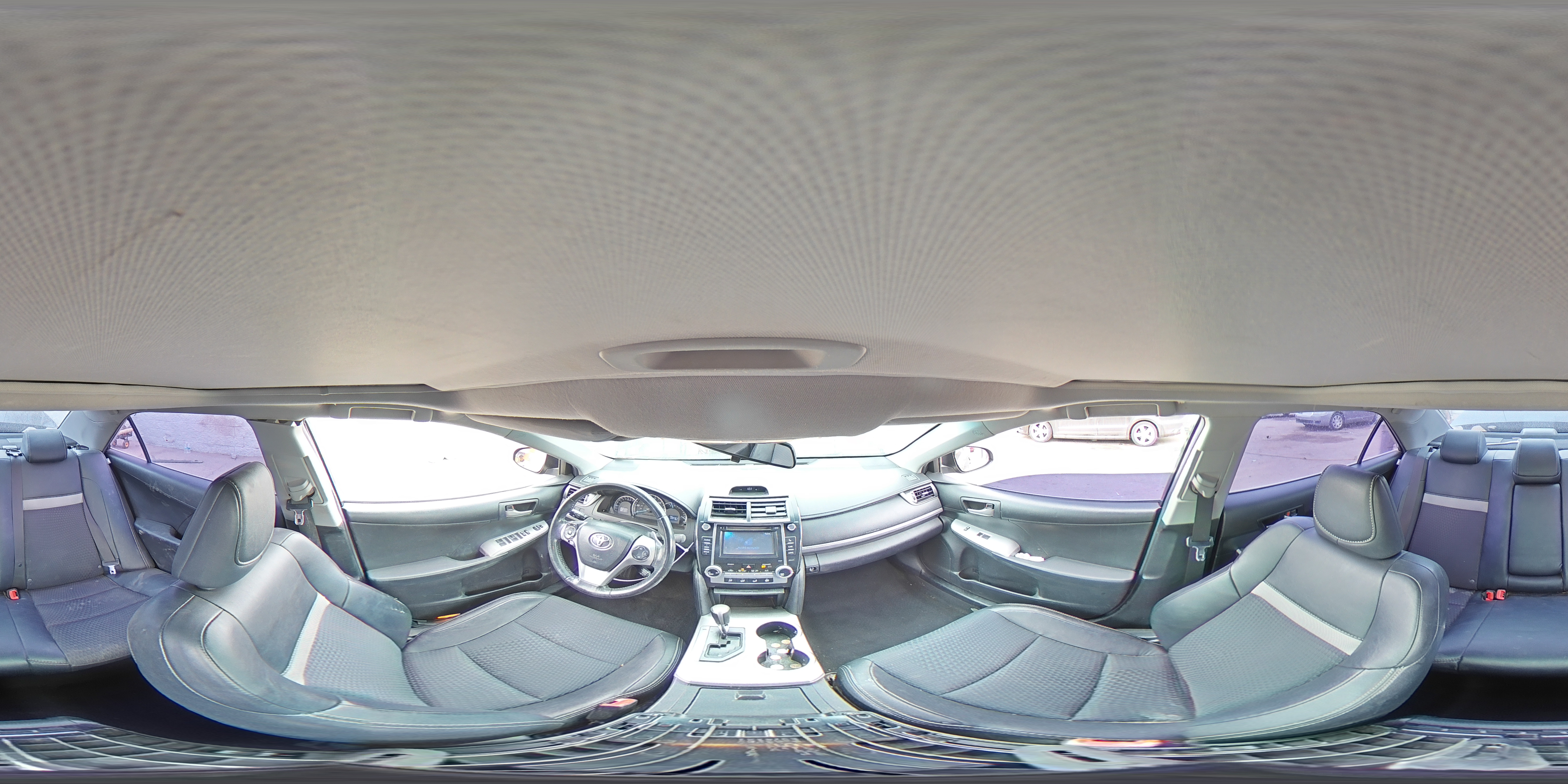 2012 Toyota Camry - Image 12