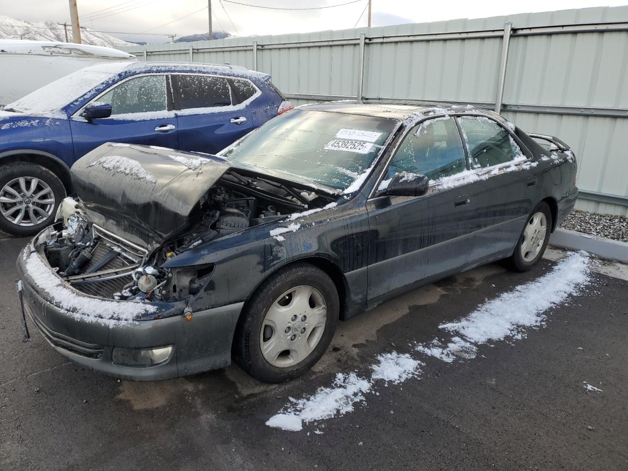 2000 Lexus ES - Image 1