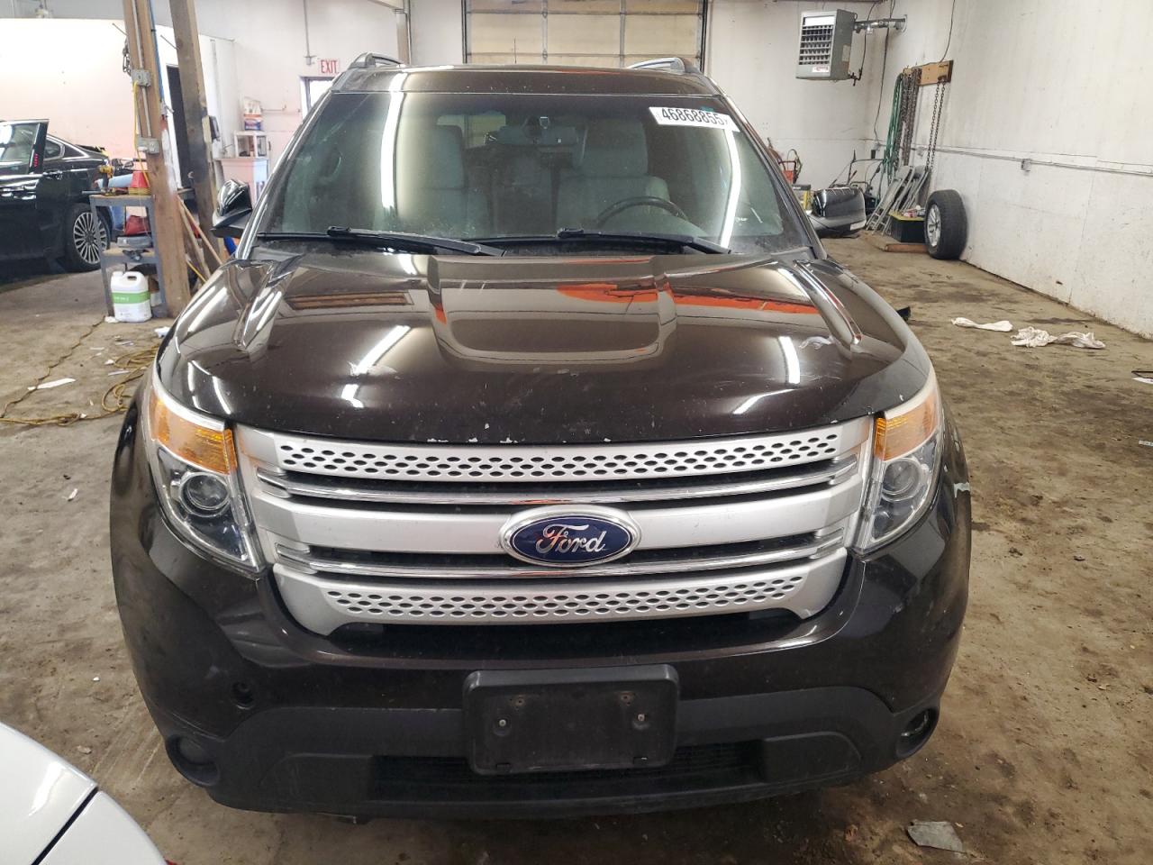 2014 Ford Explorer - Image 5