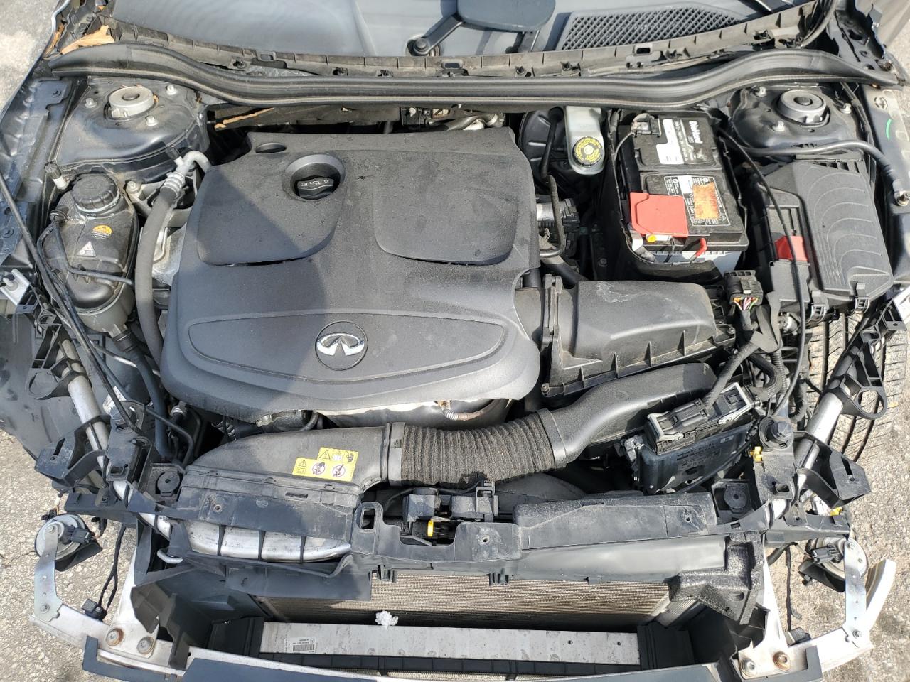 2017 Infiniti QX30 - Image 11