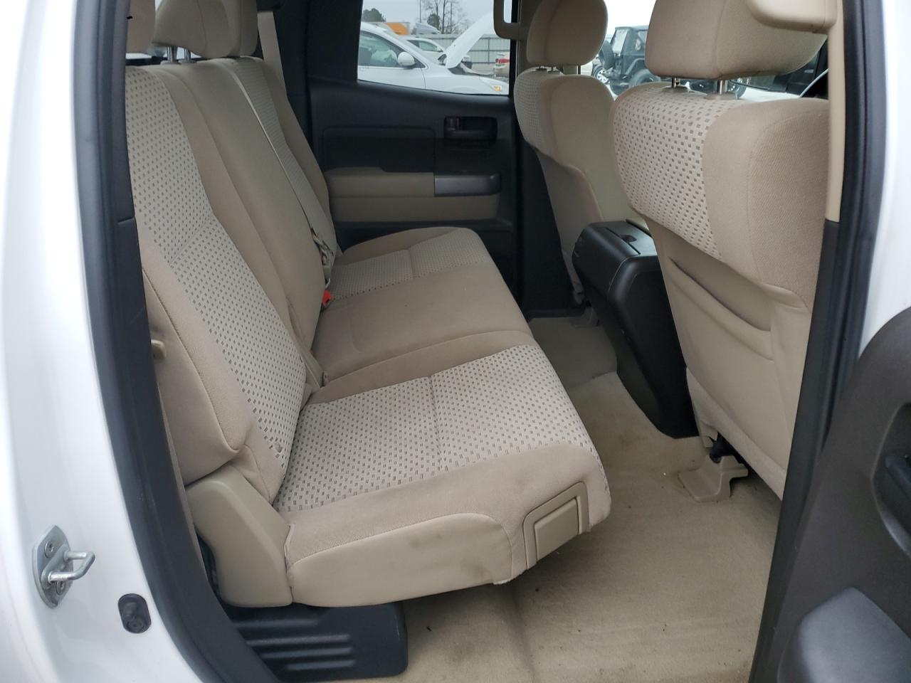 2011 Toyota Tundra - Image 10