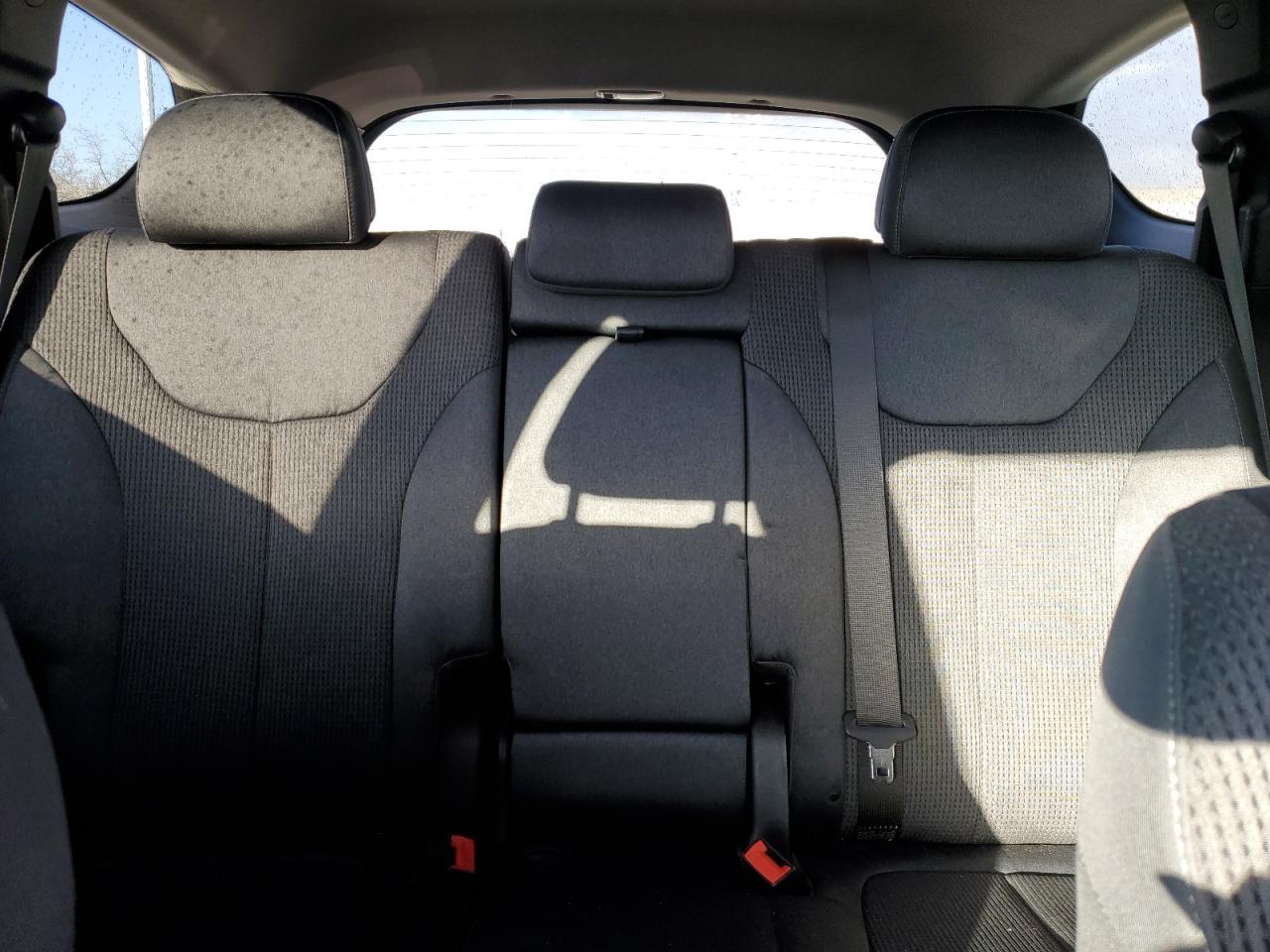 2019 Hyundai Santa Fe - Image 10