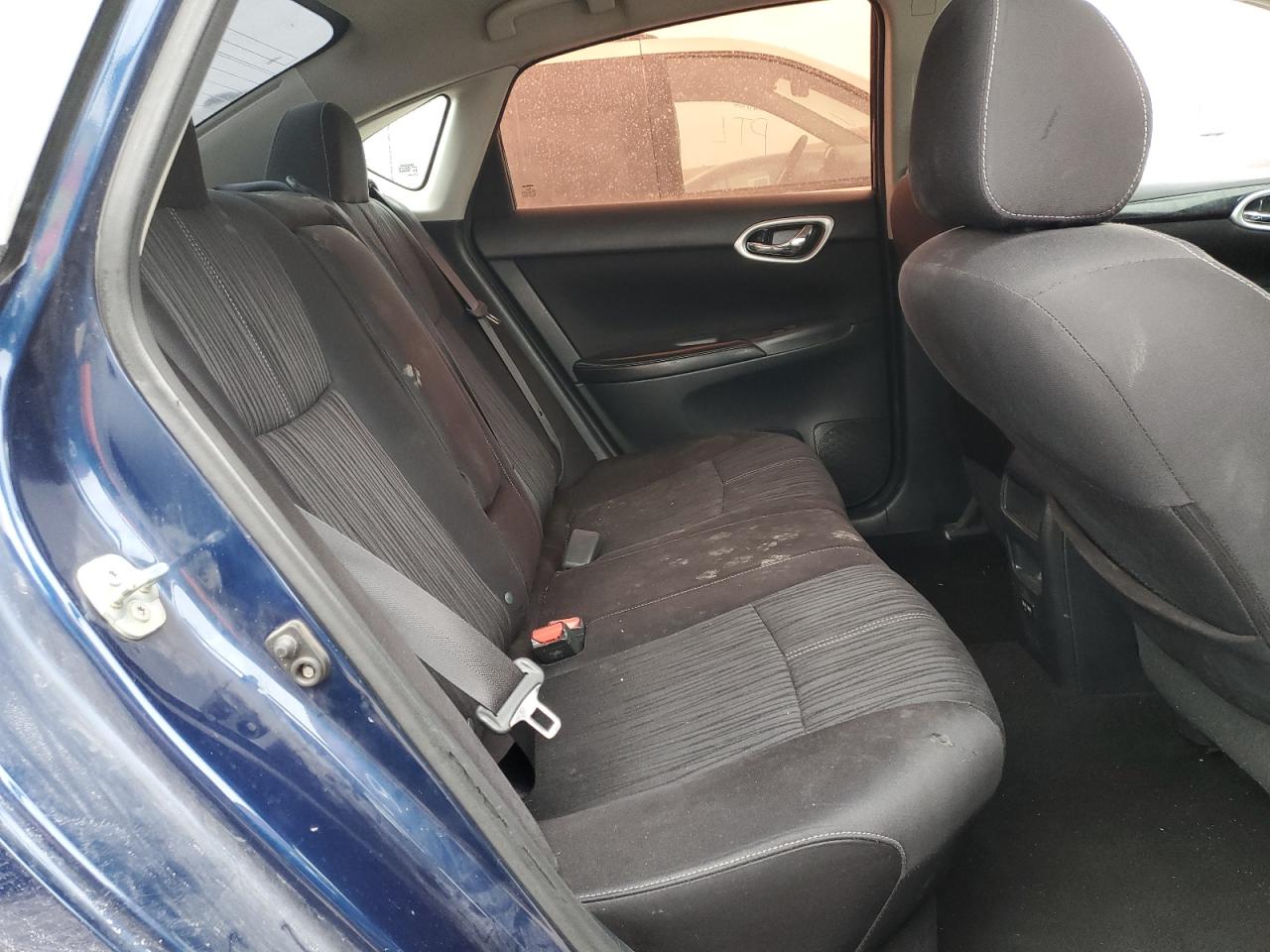 2017 Nissan Sentra - Image 10