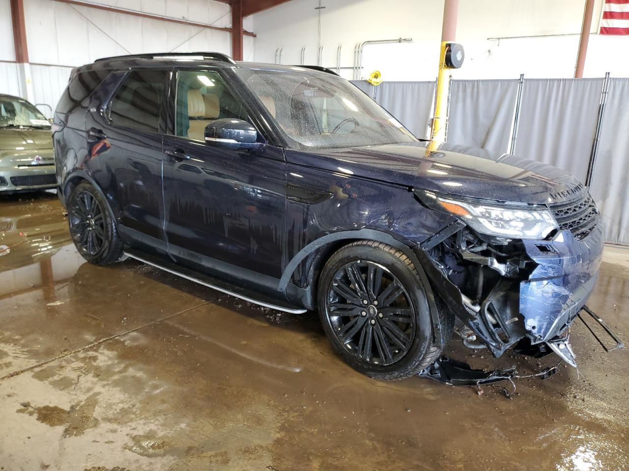 2019 Land Rover Discovery - Image 4