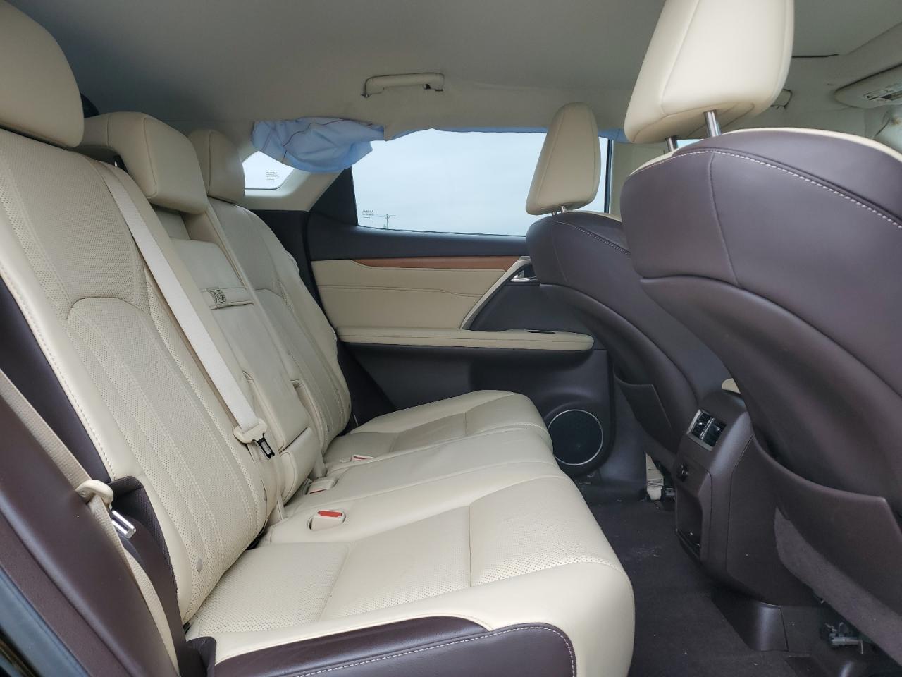 2017 Lexus RX - Image 11