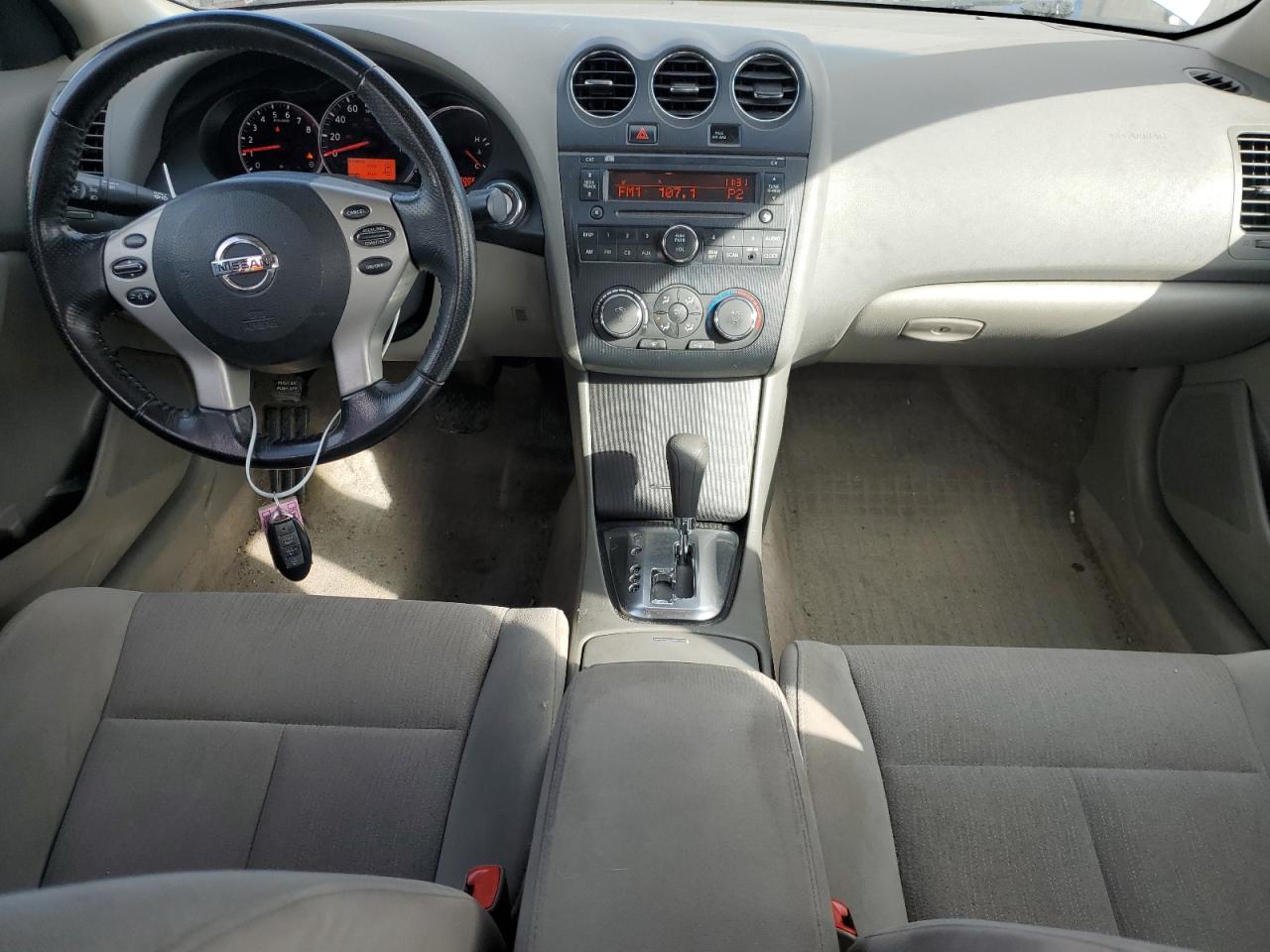 2012 Nissan Altima - Image 8