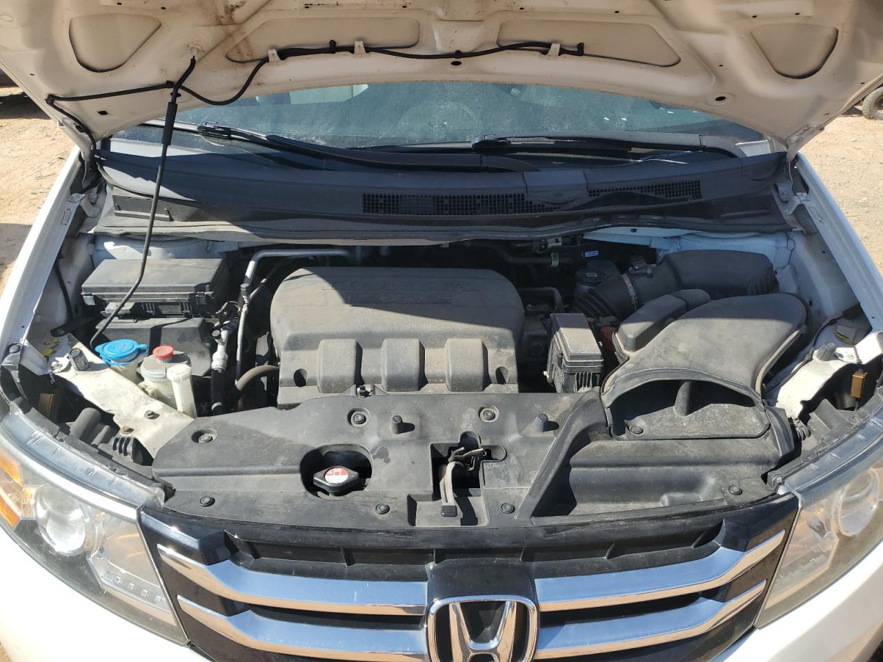 2014 Honda Odyssey - Image 13