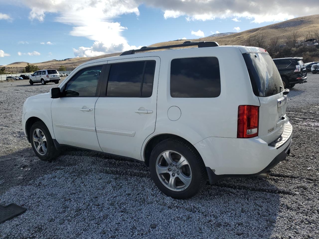 2015 Honda Pilot - Image 2