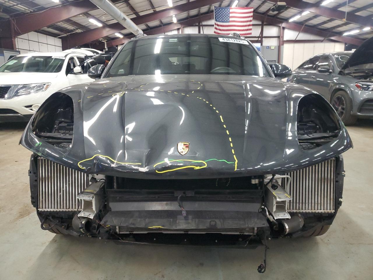 2019 Porsche Macan - Image 5