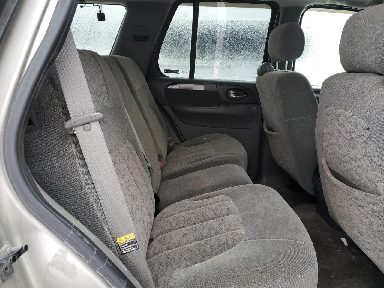 2002 GMC Envoy - Image 11