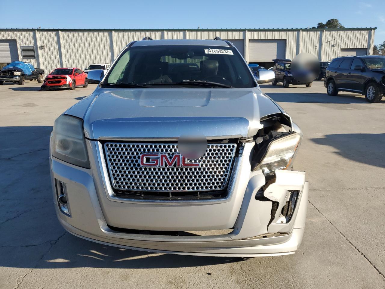 2013 GMC Terrain - Image 5
