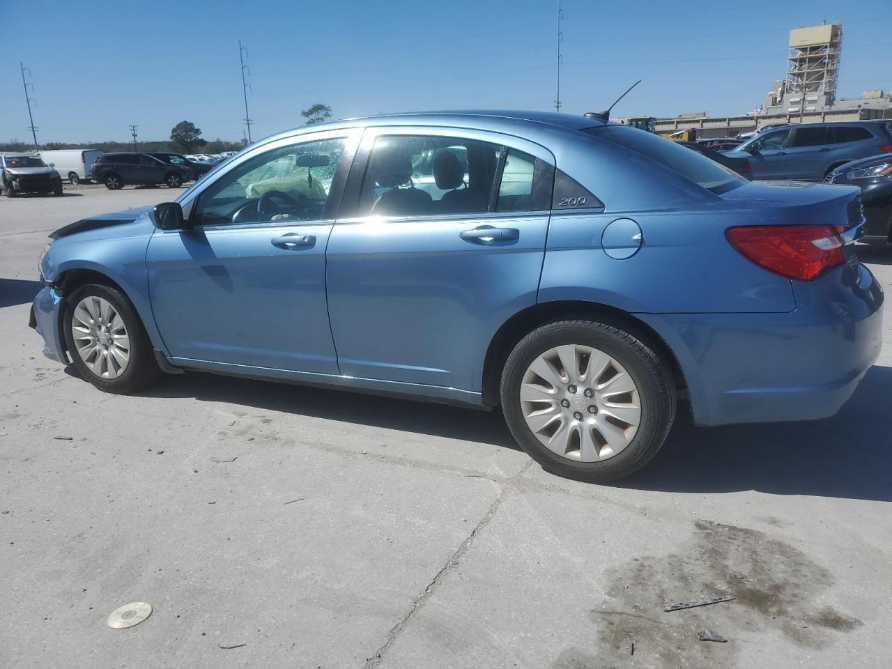 2011 Chrysler 200 - Image 2