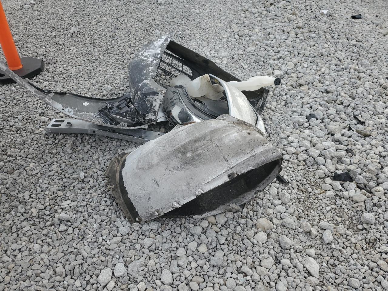 2020 Chevrolet Equinox - Image 13