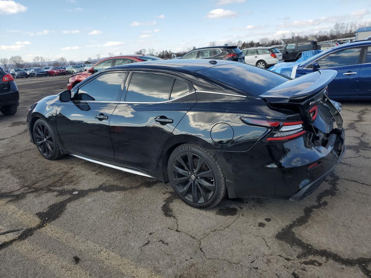 2019 Nissan Maxima - Image 2