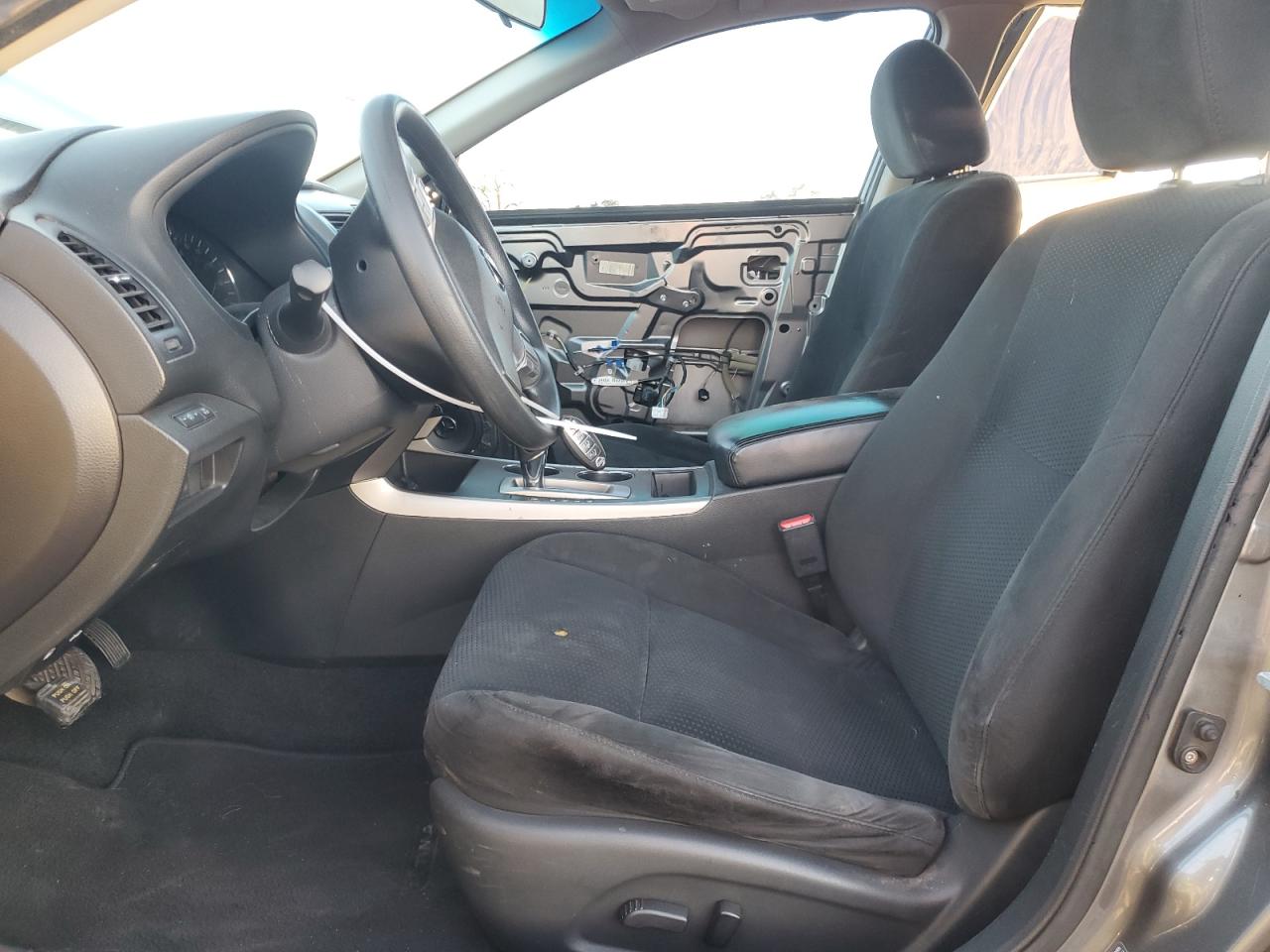 2015 Nissan Altima - Image 7