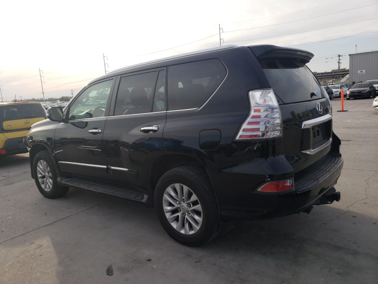 2015 Lexus GX - Image 2