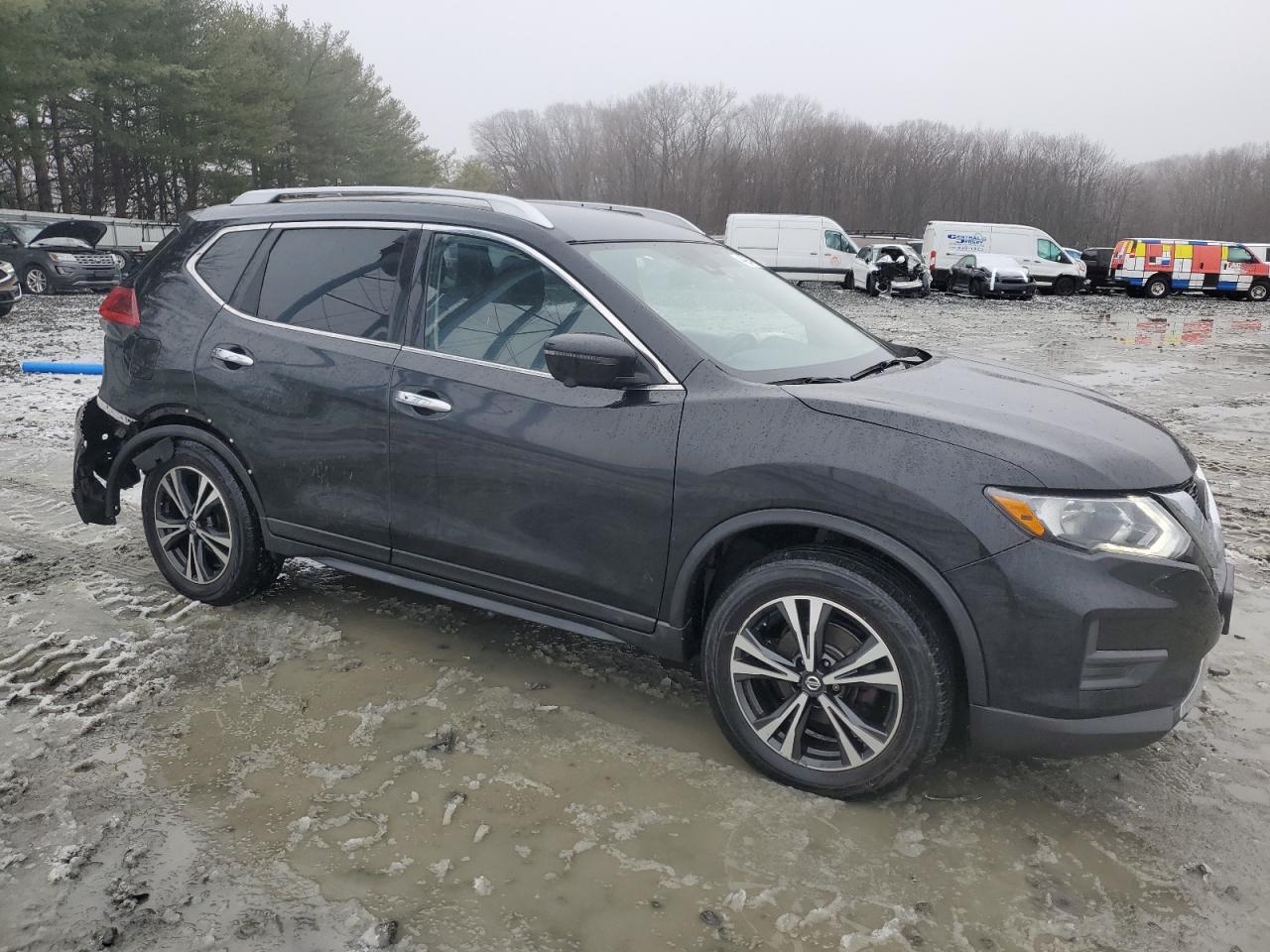 2020 Nissan Rogue - Image 4