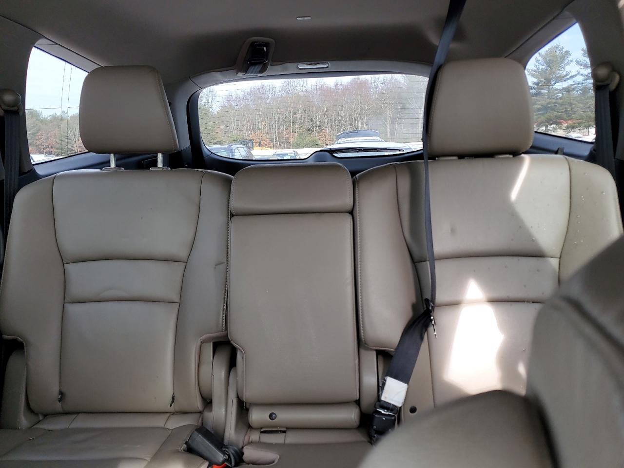 2016 Honda Pilot - Image 10