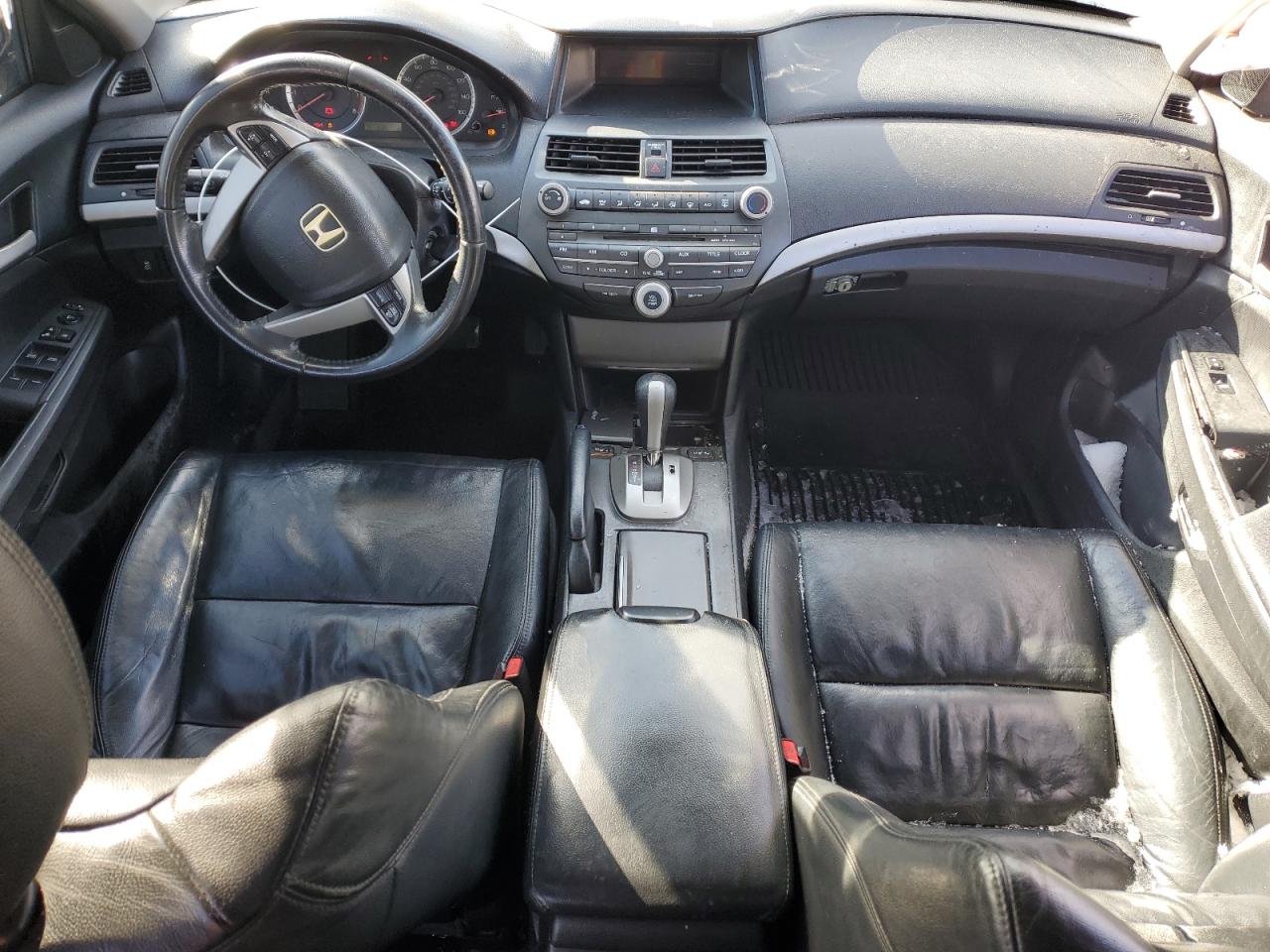 2011 Honda Accord - Image 8