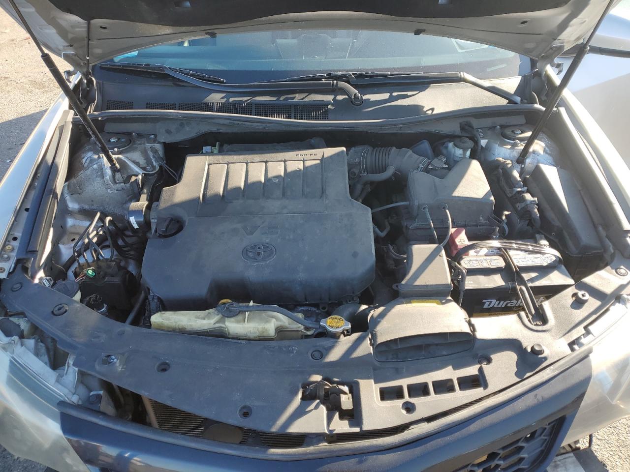 2012 Toyota Camry - Image 11