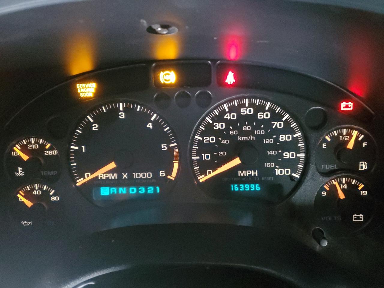 2002 Chevrolet S-10 Pickup - Image 9