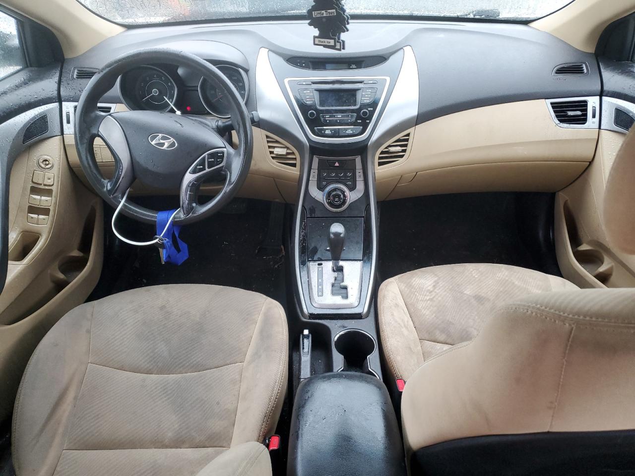 2013 Hyundai Elantra - Image 8