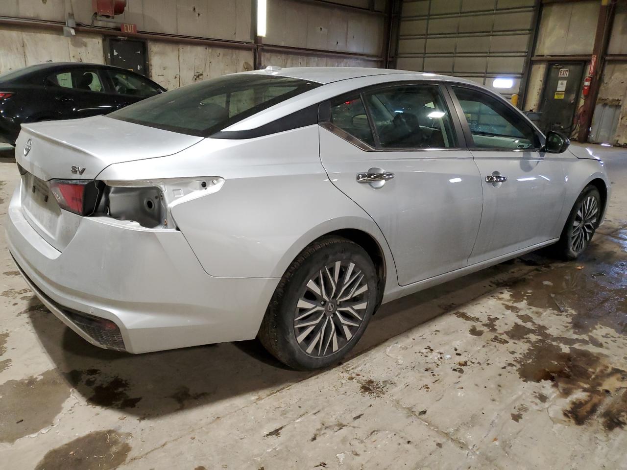 2024 Nissan Altima - Image 3