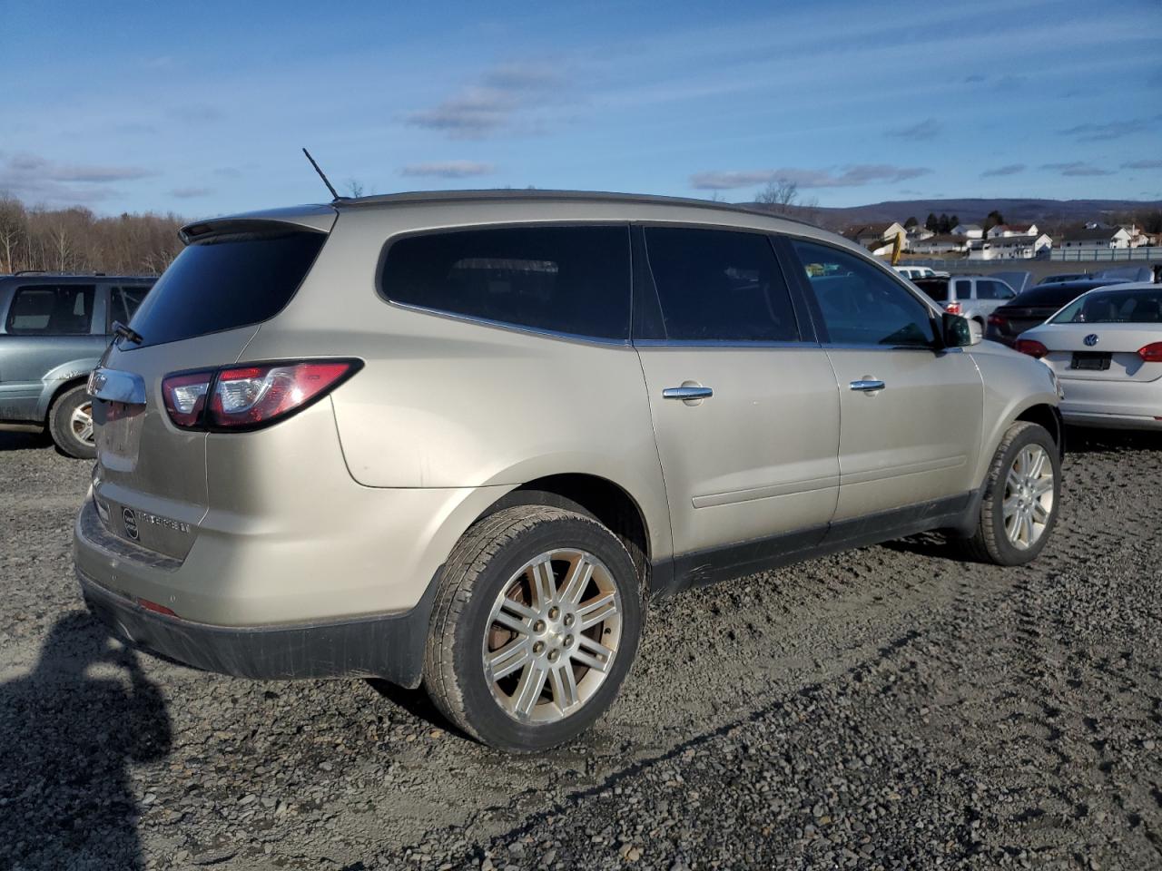 2014 Chevrolet Traverse - Image 3