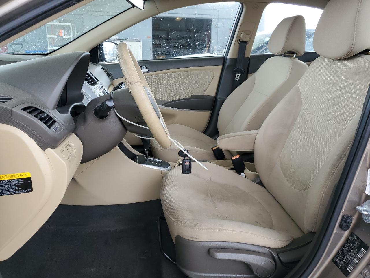 2014 Hyundai Accent - Image 7