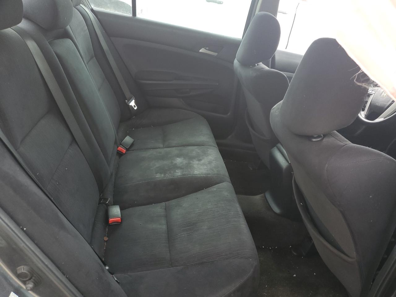 2011 Honda Accord - Image 10