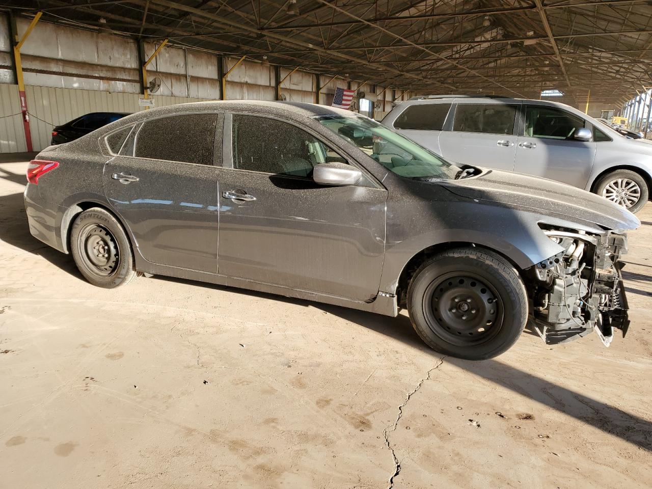 2016 Nissan Altima - Image 4