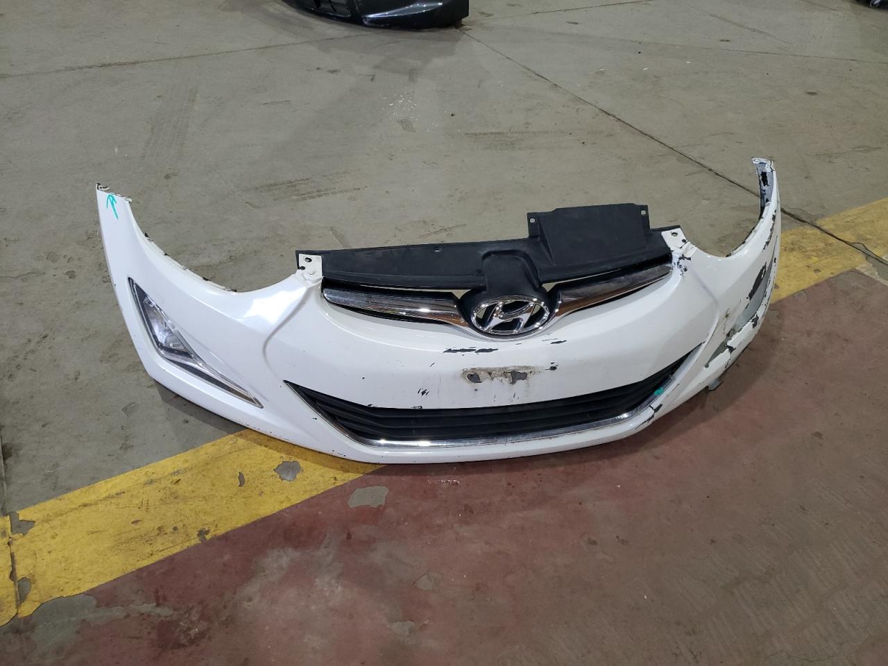 2015 Hyundai Elantra - Image 12