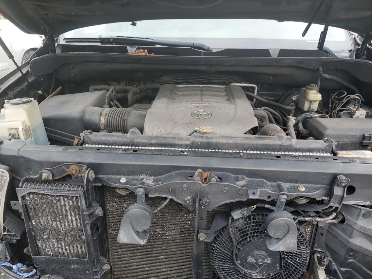 2008 Toyota Sequoia - Image 12