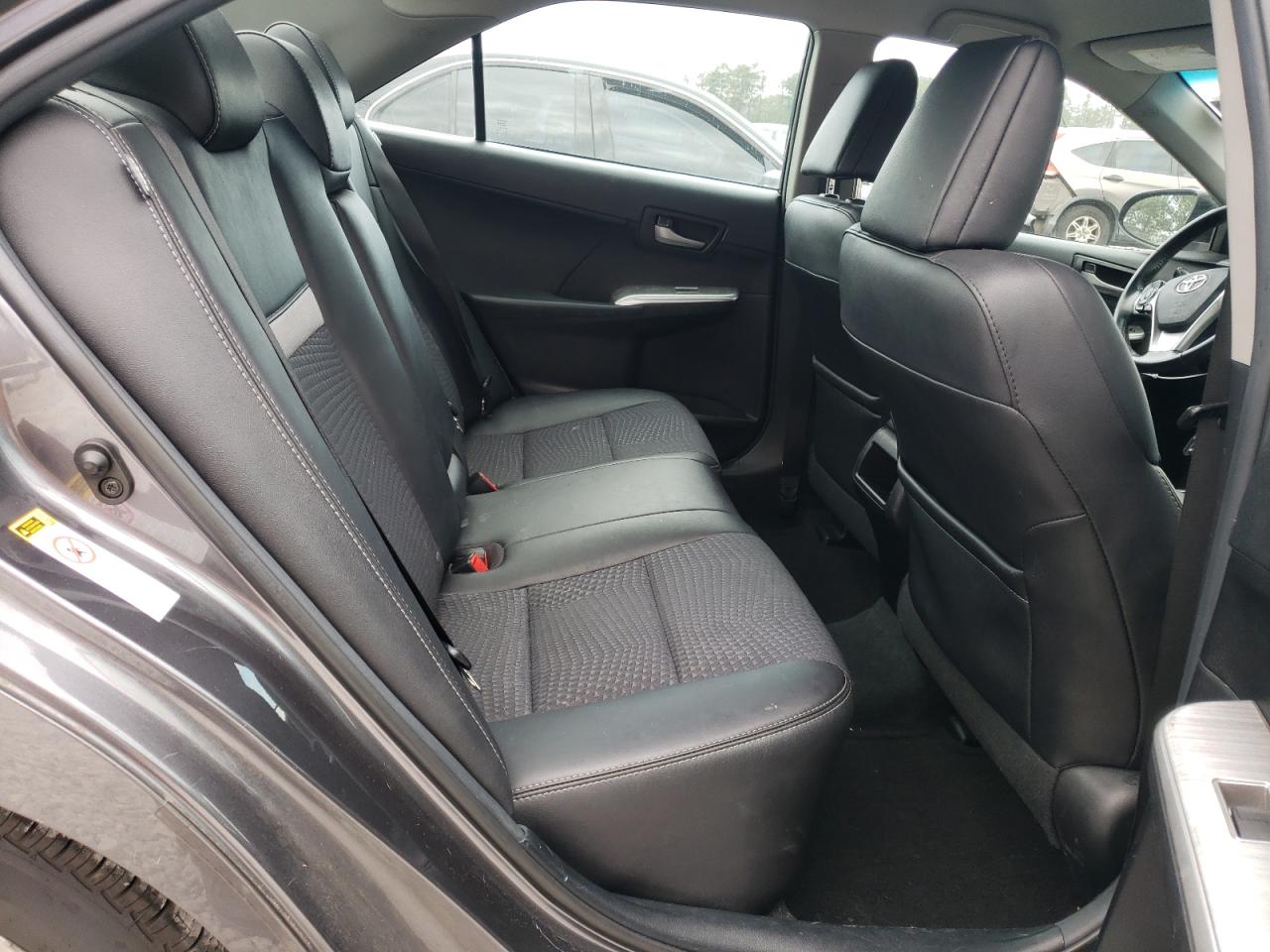 2014 Toyota Camry - Image 10