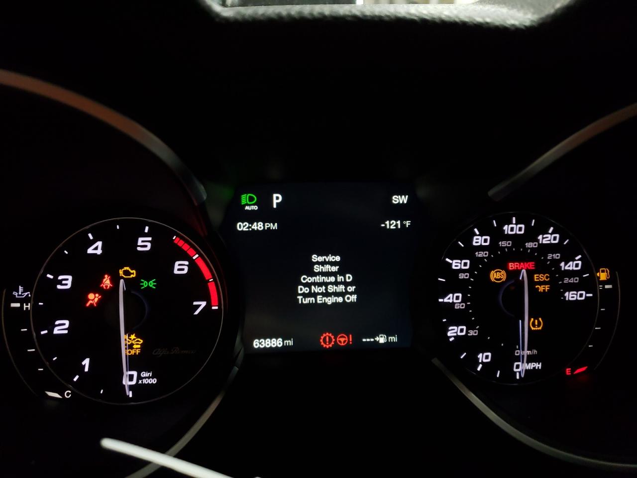 2018 Alfa Romeo Stelvio - Image 9
