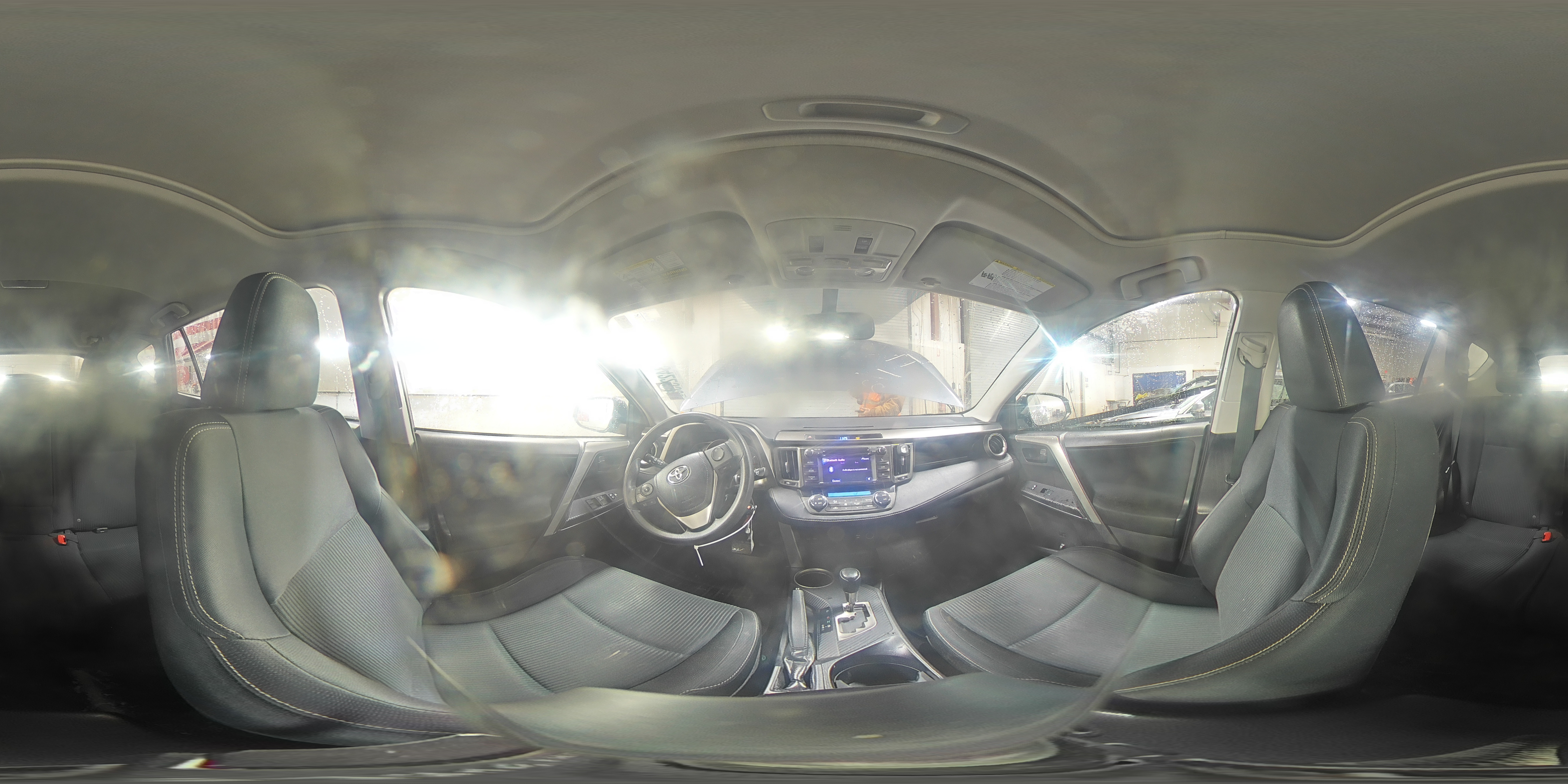 2013 Toyota RAV 4 - Image 14