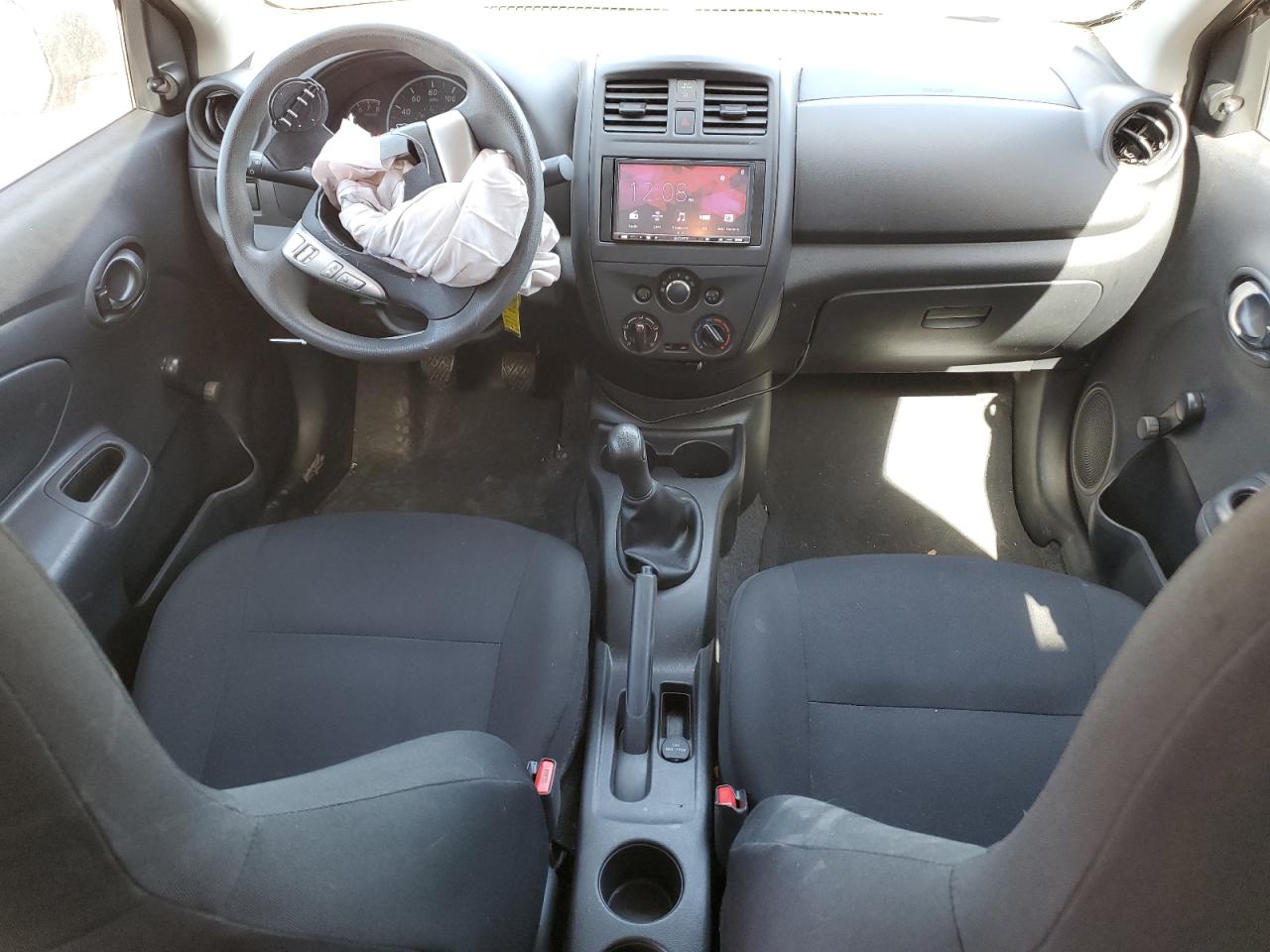 2015 Nissan Versa - Image 8