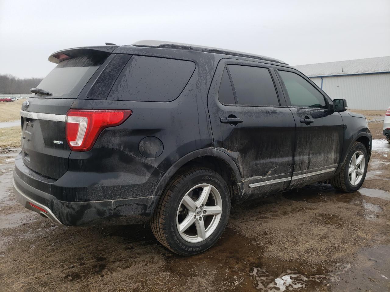 2016 Ford Explorer - Image 3