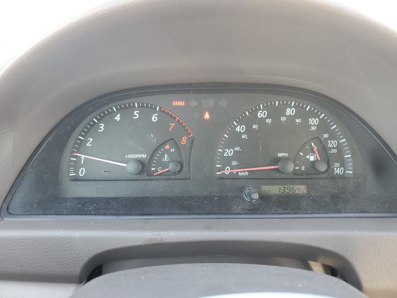 2004 Toyota Camry - Image 9