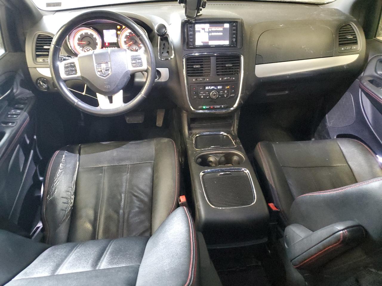 2017 Dodge Caravan - Image 8