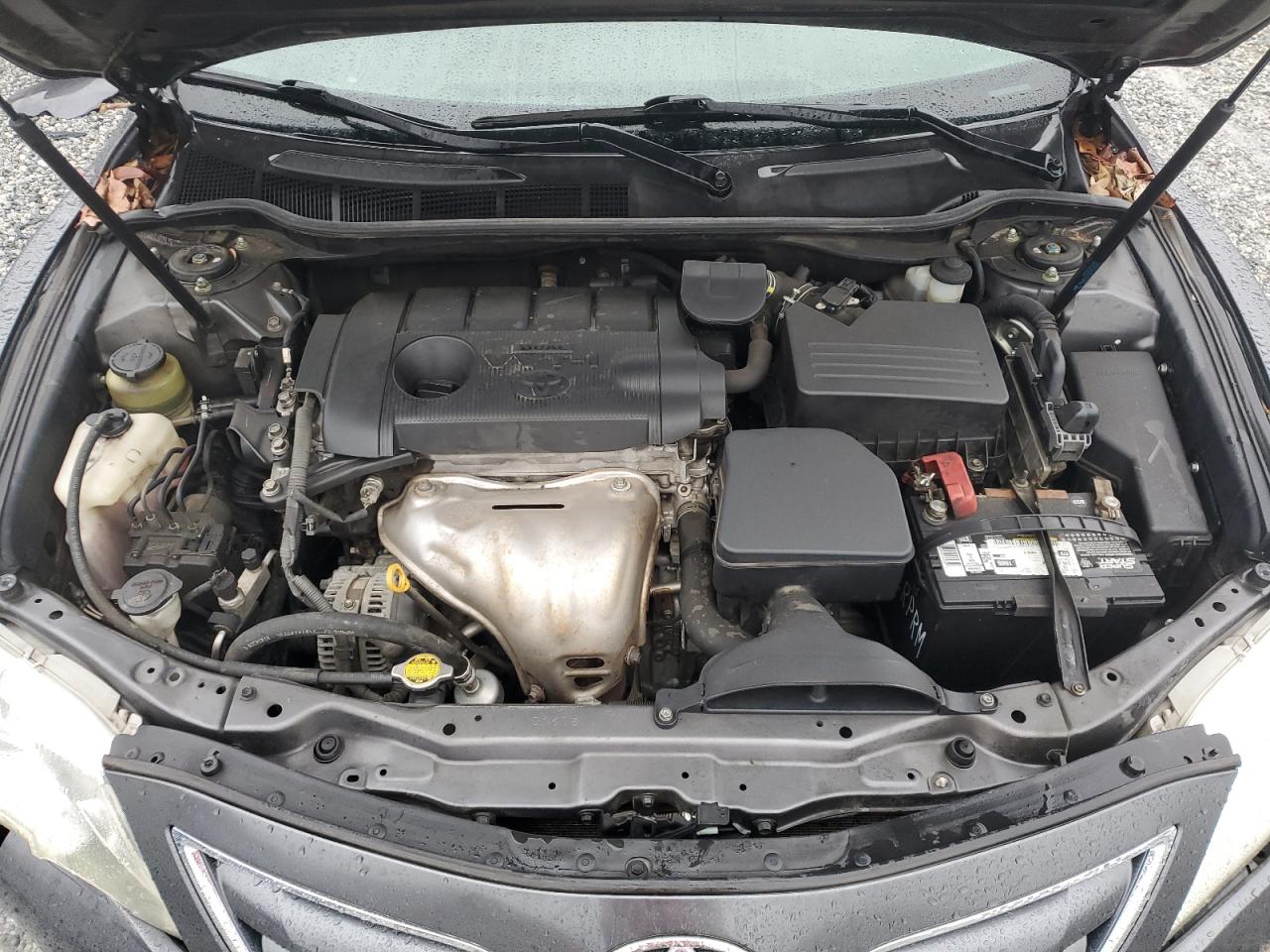 2011 Toyota Camry - Image 11
