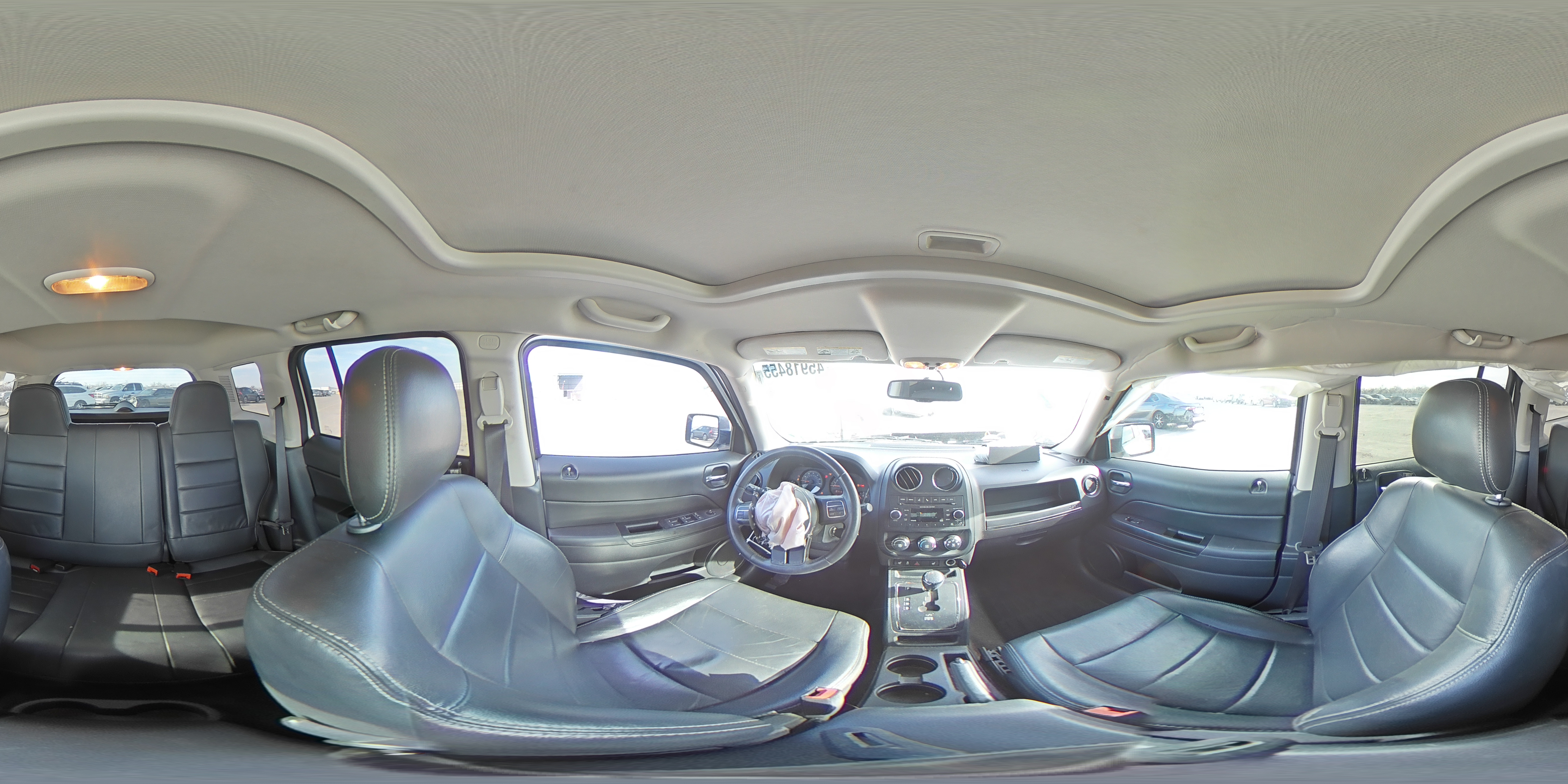 2015 Jeep Liberty (Patriot) - Image 14