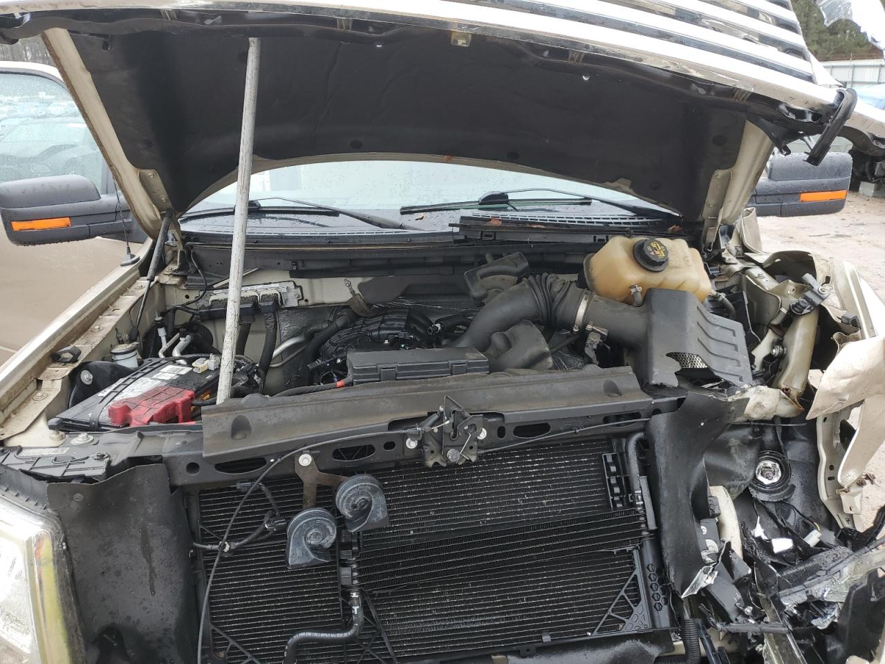 2011 Ford F-150 - Image 11