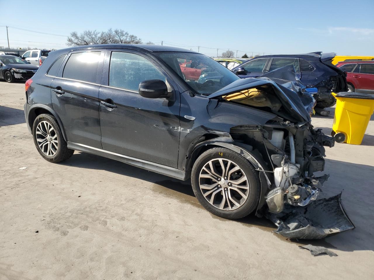 2018 Mitsubishi Outlander - Image 4