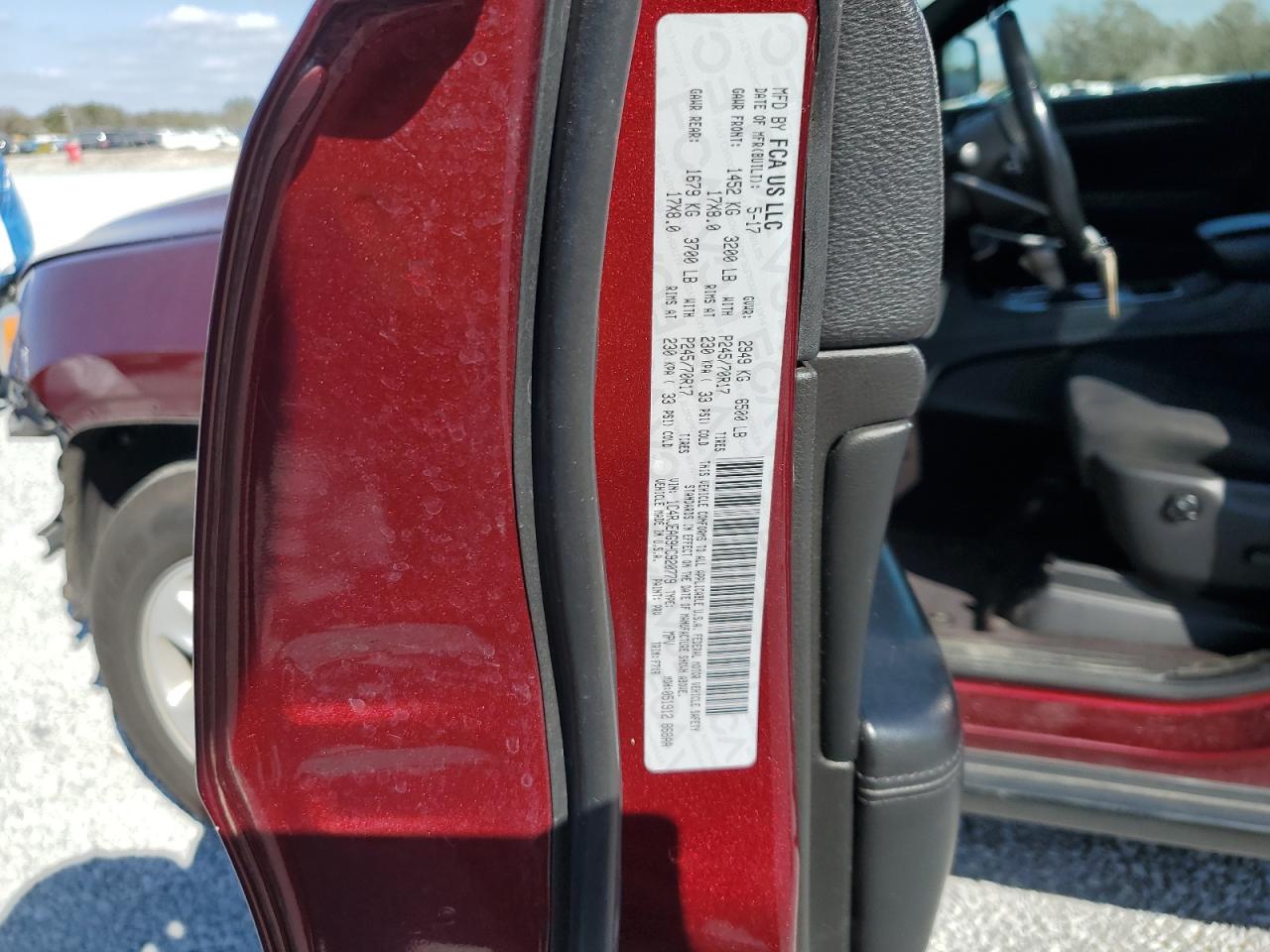 2017 Jeep Grand Cherokee - Image 14