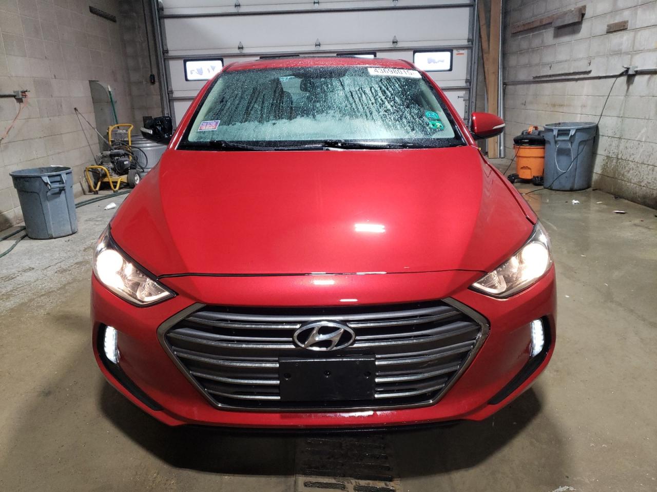 2017 Hyundai Elantra - Image 5