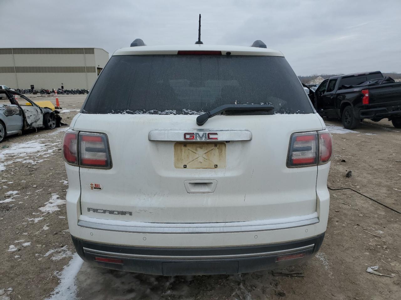 2016 GMC Acadia - Image 6