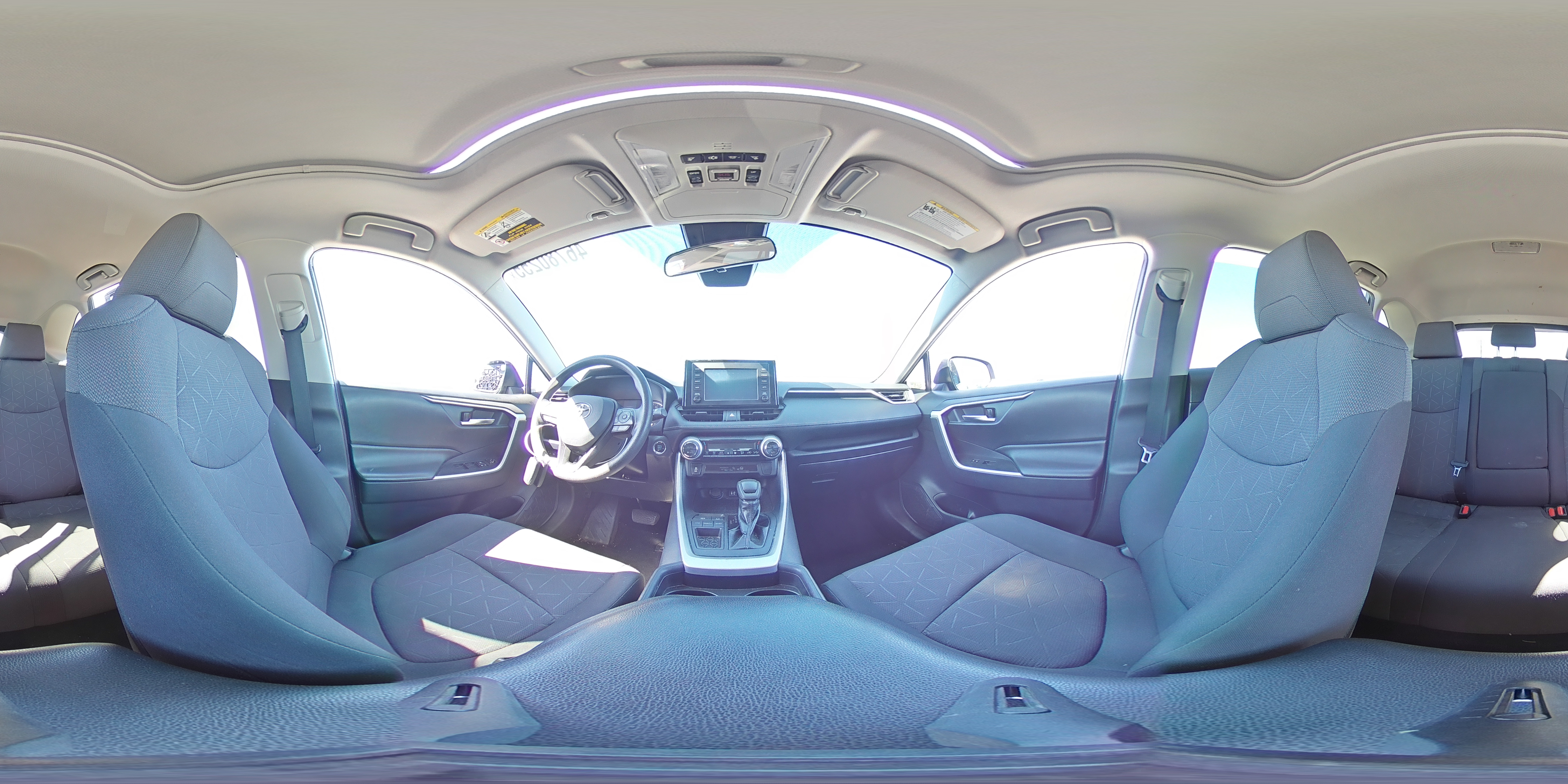 2019 Toyota RAV 4 - Image 13