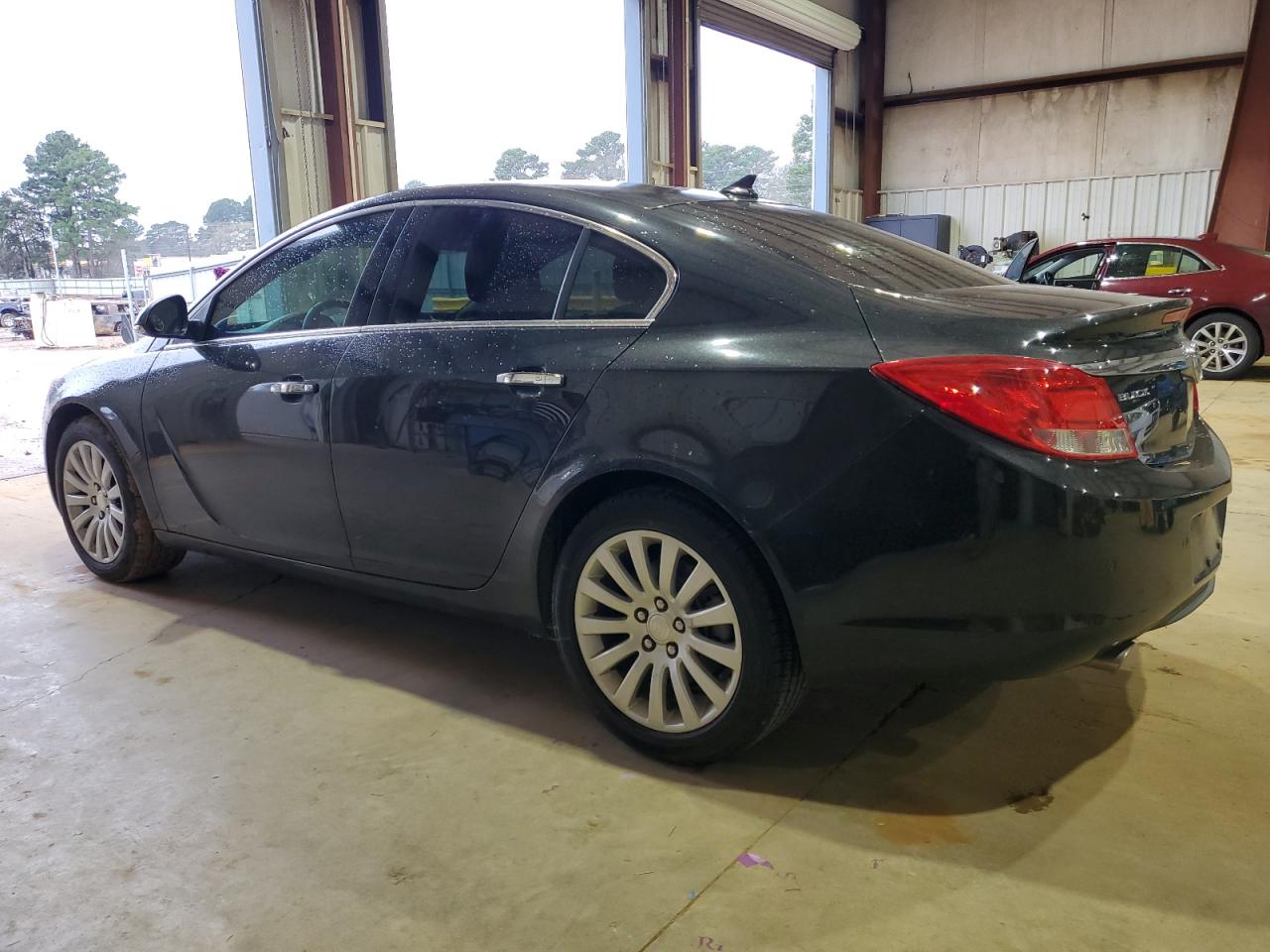 2013 Buick Regal - Image 2